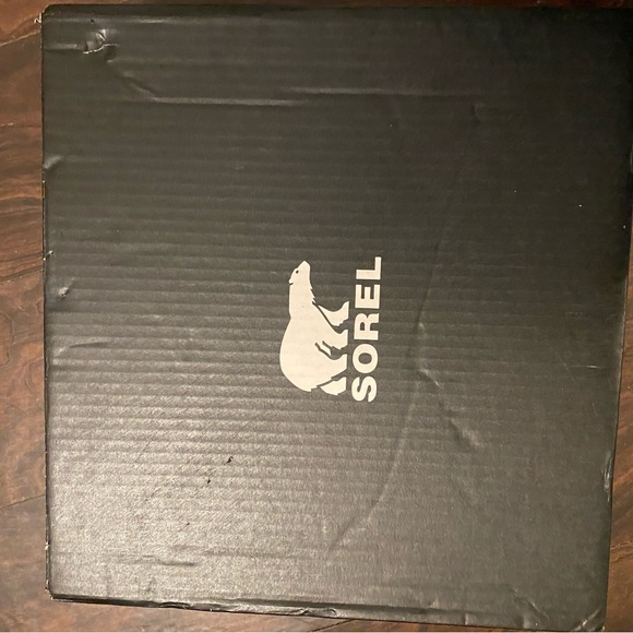 SOREL WINTER BOOTS, SIZE 6.5, WORN ONCE - Picture 5 of 5